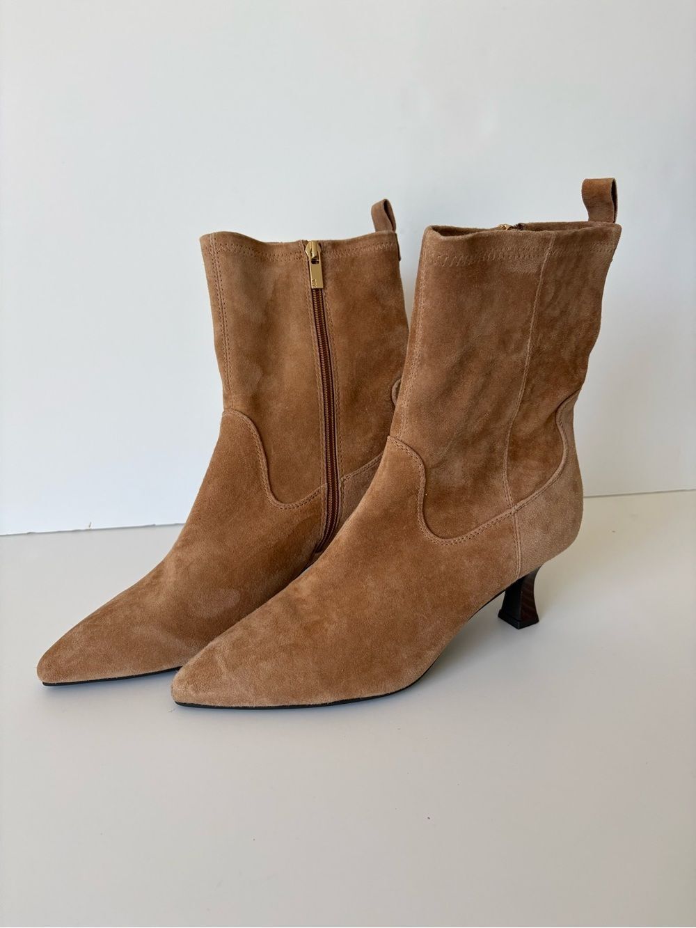 Jones New York Tan Suede Pointed-Toe Mid-Heel Ankle Boots NWOT